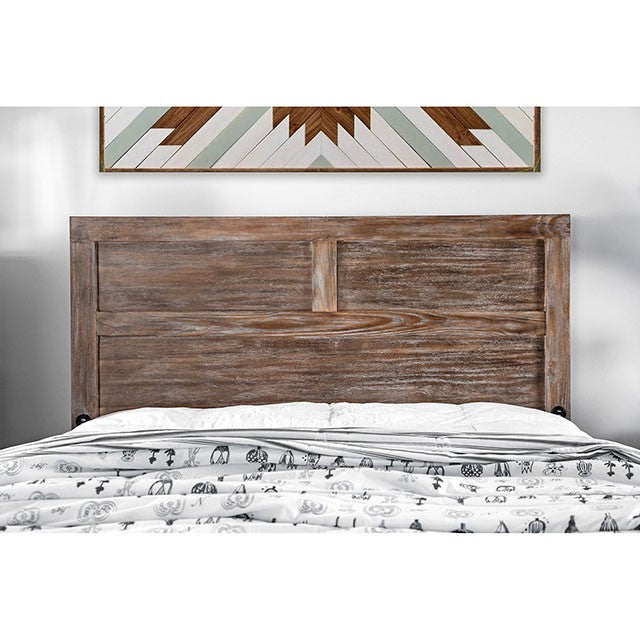 FOA WYNTON Rustic Weathered Light Oak Solid Wood Bed CM7360