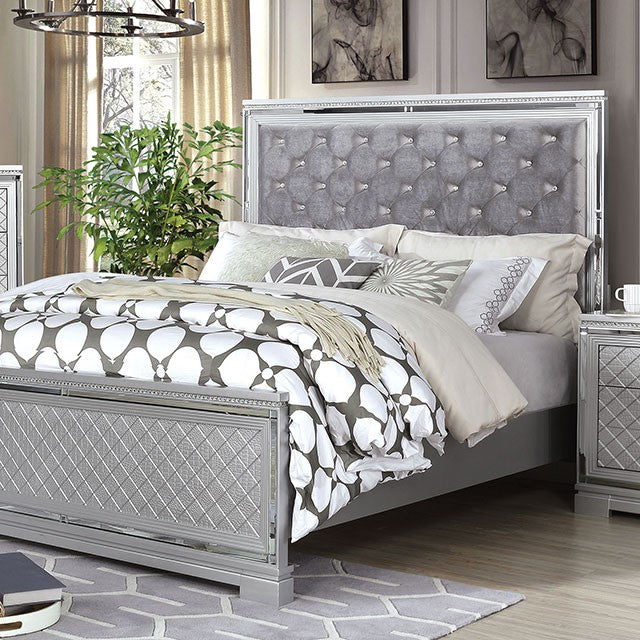 FOA BELLETERRE Glam Silver Bed CM7518