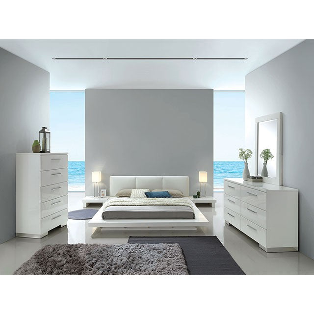 FOA CHRISTIE Contemporary White Leatherette Bed CM7550